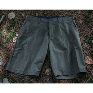 Men's Magellan Outdoors Fish Gear Flex Shorts Sz 32 Gray 10" Inseam Pockets